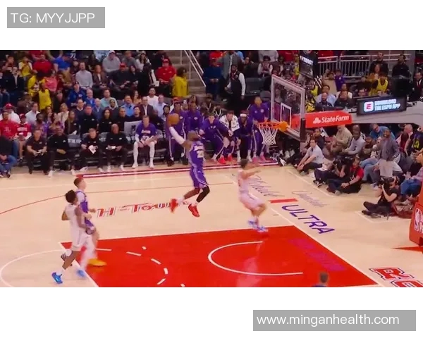 詹姆斯在对阵火箭队的精彩表现视频回顾与分析